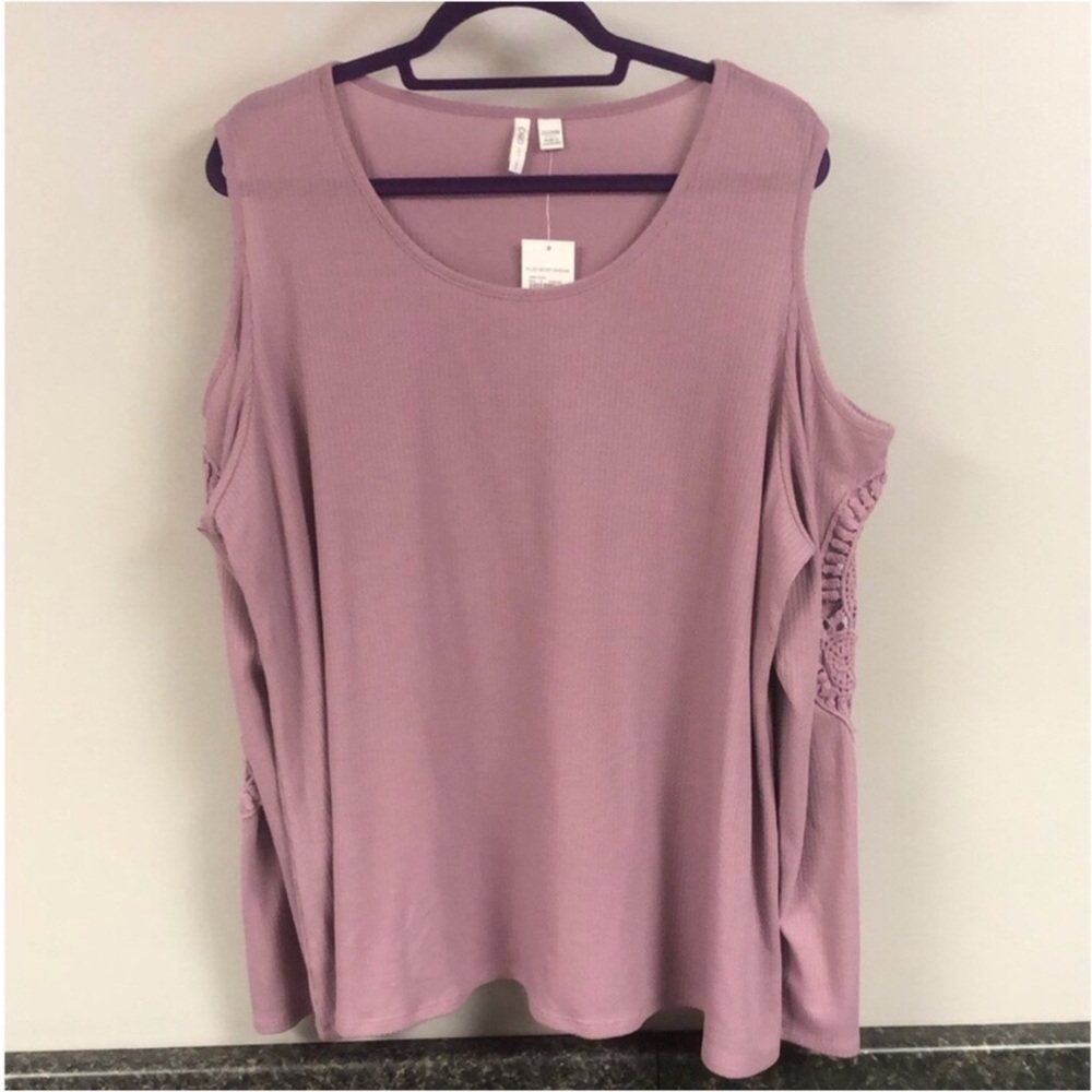 3/30 Cato mauve pink cold shoulder shirt 22/24w 3x sleeve detail